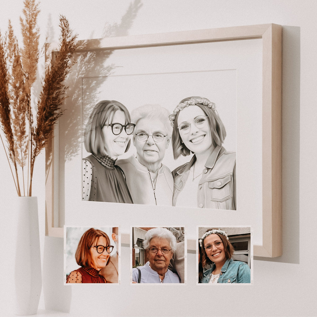 Schwarz-Weiß-Porträt von drei Frauen im Rahmen; darunter die drei einzelnen Fotovorlagen.